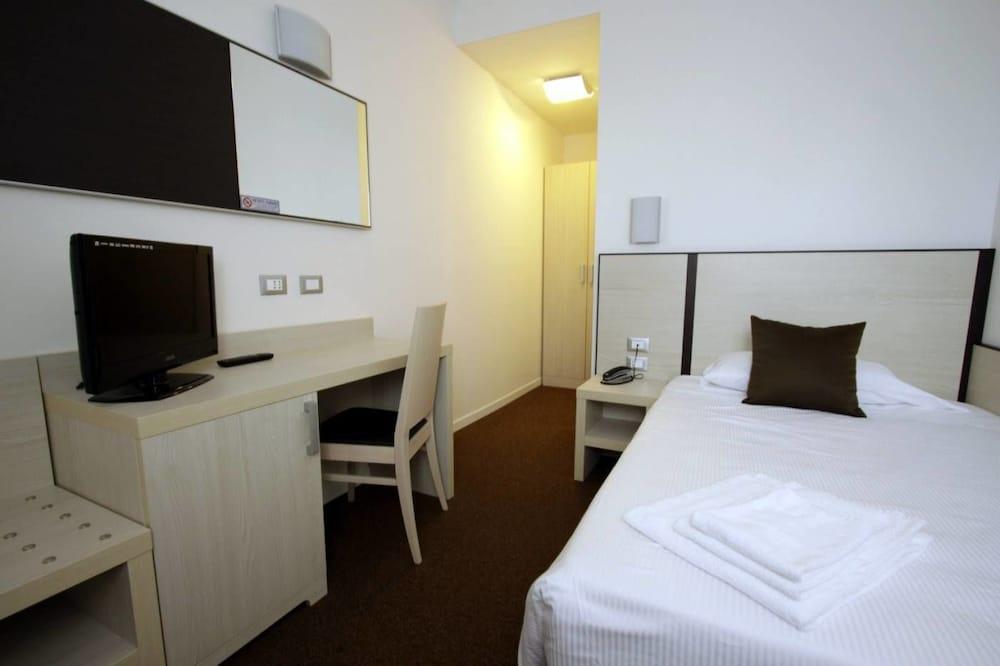 Hotel Paradise Airport Forlì Екстериор снимка